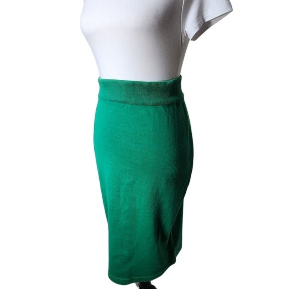 Adrienne Vittadini, Vintage, Sweater Pencil Skirt. Small - Picture 5 of 7